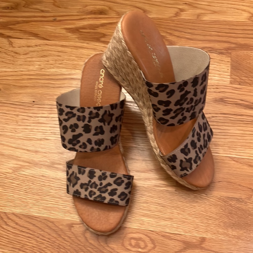 Andre Assous leopard shoes size 37